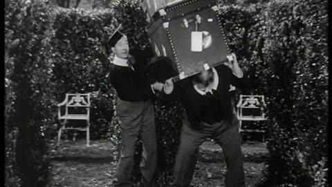 Laurel & Hardy (A Chump AT Oxford)