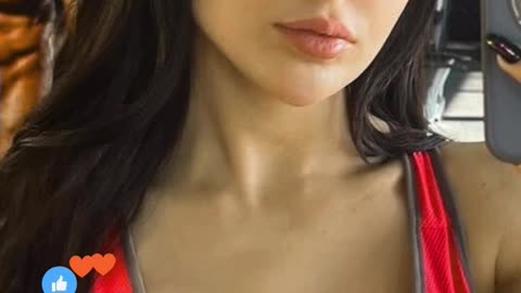 Lebanese model Crystal: Sports are important, don't miss them