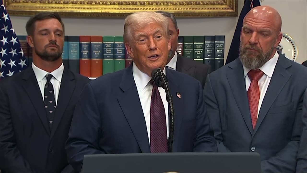 Trump discusses plan for new ballroom