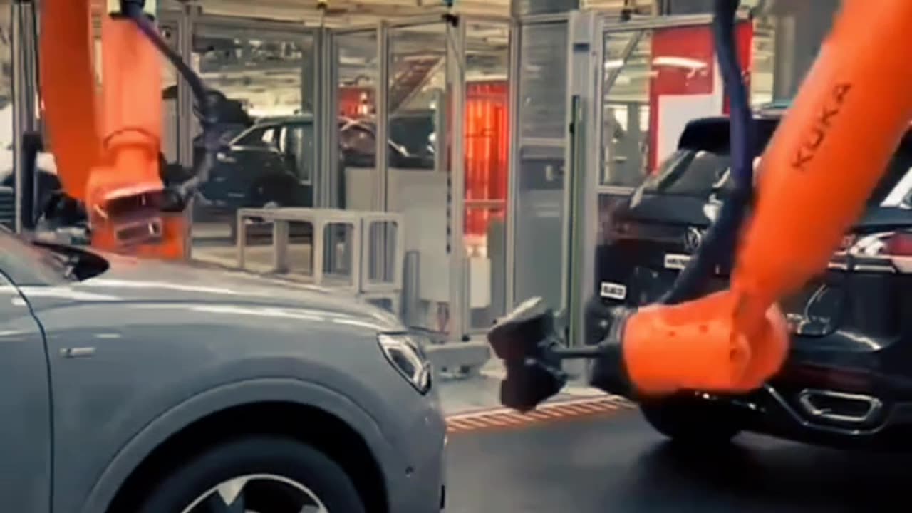 Robot auto machine create car