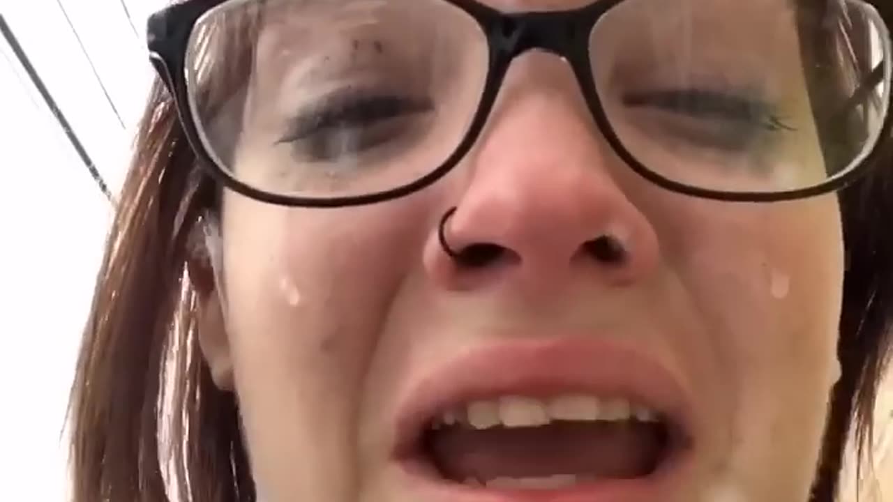 Hilarious: Defecating Democrat express deep emotions after Biden trashed