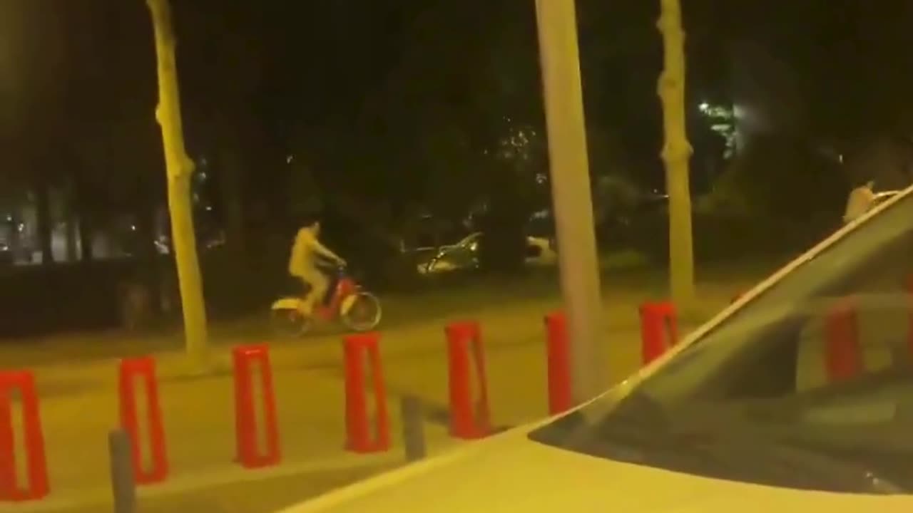 4 Barcelona players spotted riding bicycle to hospital immediately after La Liga win