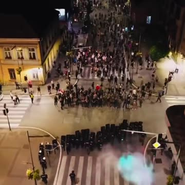 Wild Confrontations in Serbia As Protesters Demand Early Elections