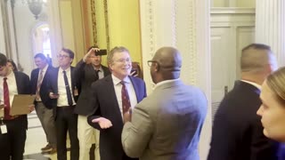 Lawmakers get heated over gun laws in US Capitol hallway