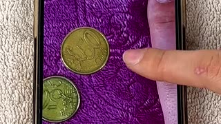 Coin trick for accurate nail sizing
