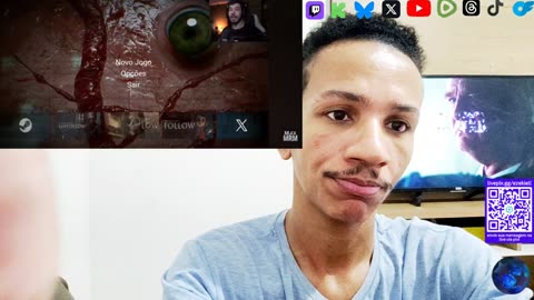 Reagindo a um jogo de terror japonês de um Streamer.