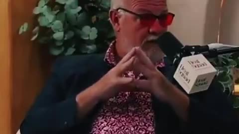 🔥🤬🔥LED light (Light Emiting Diod) They use blue light to control people