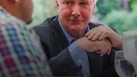 Why Did a U.S. Senator Visit an MS-13 Member in El Salvador?