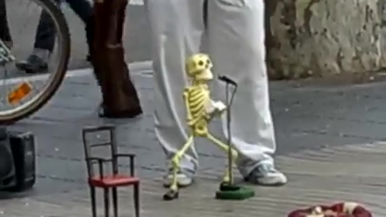 Funny Dancing Baby Skeleton