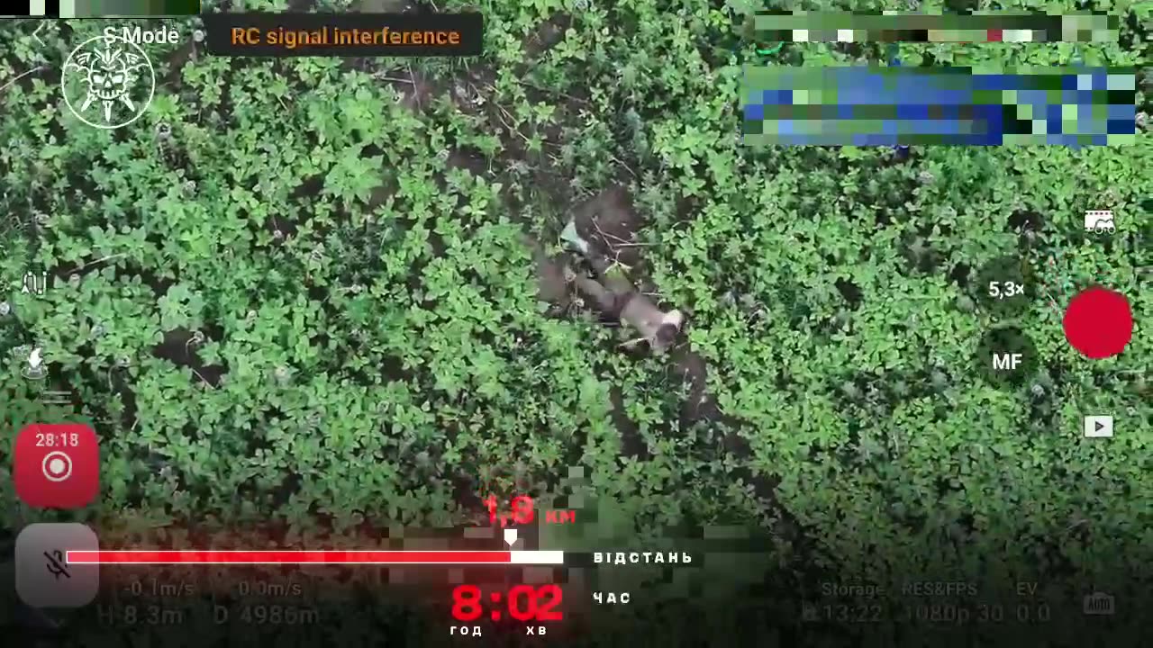 Ukrainians Drop Water and Instructions to Russian Soldier Wanting to Surrender