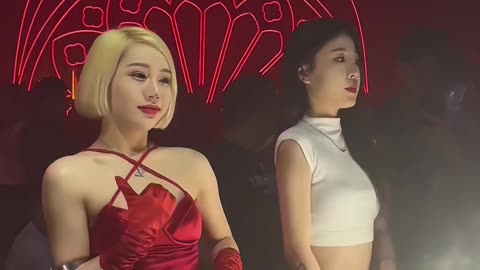 Lại là em đây #dancemusic #nonstop #bar #musicremix #dance #nhachaymoingay #djremix #musicgenre #bar