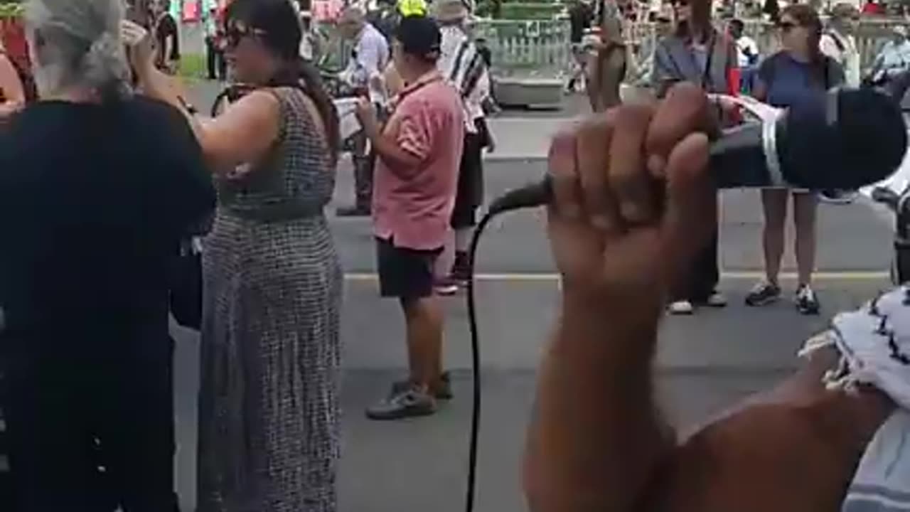 Pt. 1 Protest to Stop Canada Corporation sending Weapons to Israel, More love less War Vibe