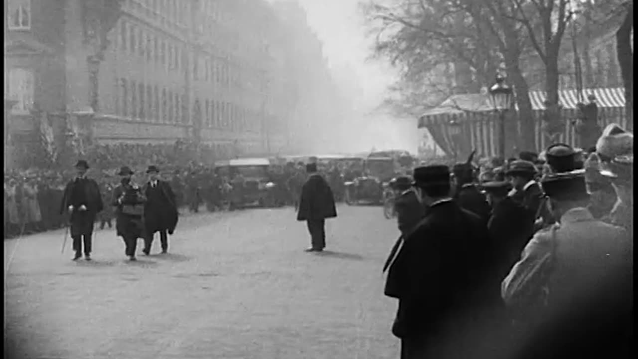 [STOCK NEWSREEL EXCERPTS] - [STOCK NEWSREEL EXCERPTS] - cbs-cbswwi-295