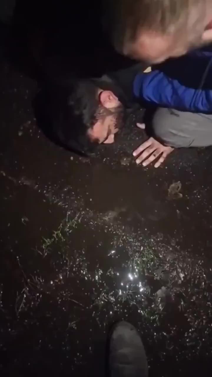 Illegal immigrant from Pakistan caught trying to meet 11 year old British girl