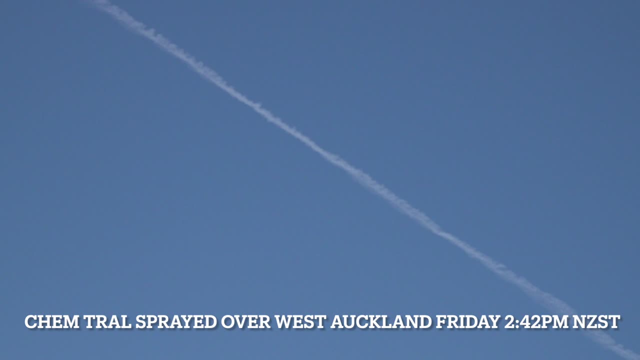 Chem Trail over west Auckland 2:42pm NZST