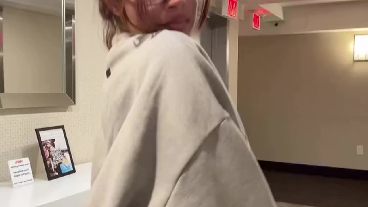 Essuhh In the baggy sweatshirt