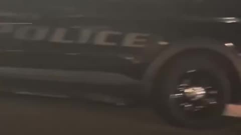 That cop needs to call the cops 🤦‍♂️