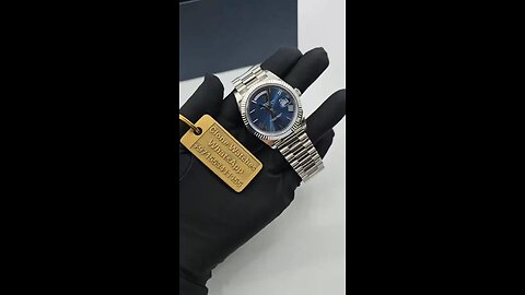Rolex Day-Date 40 mm White Gold Bright blue Reference 228239 m228239-0007