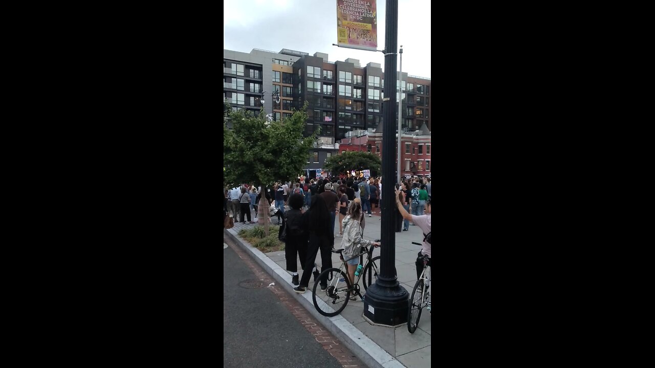DC protest over ice