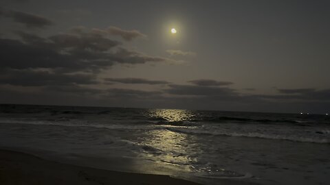 Full Moon in the 321