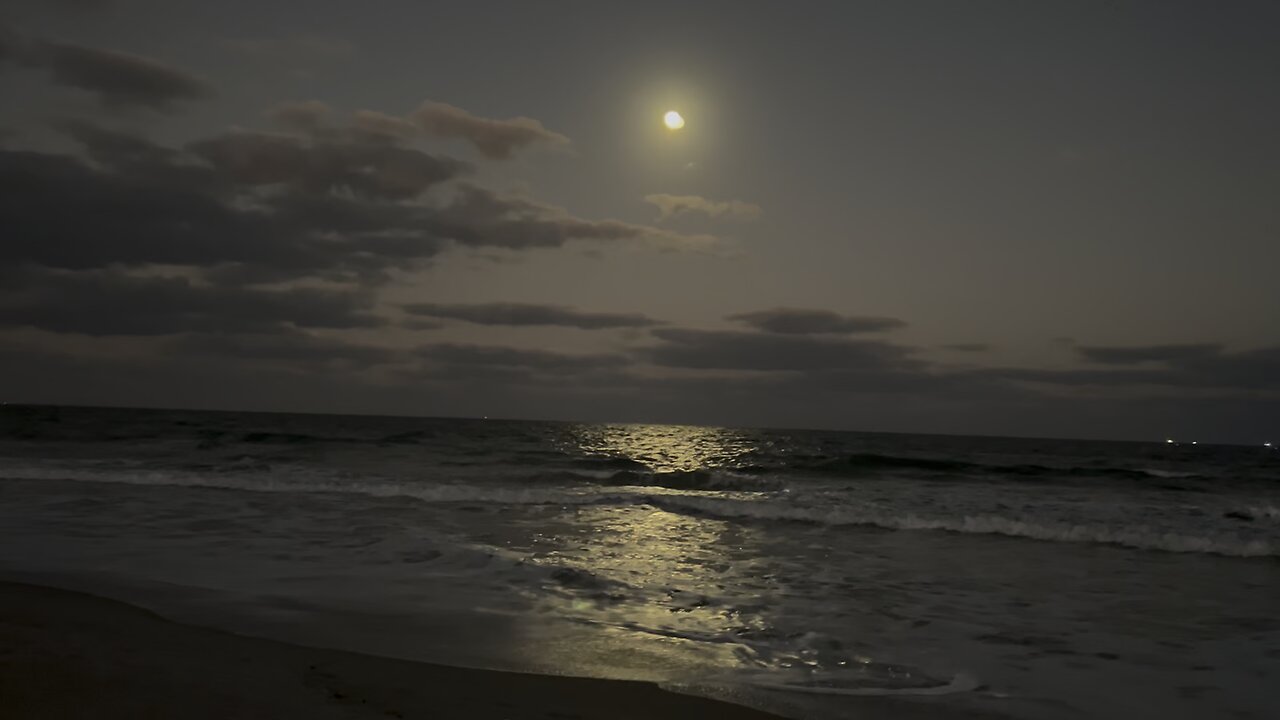 Full Moon in the 321