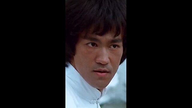 Cross kick Studio Films Bruce Lee Enter the Dragon