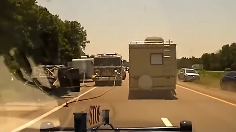 Police chase RV on freeway