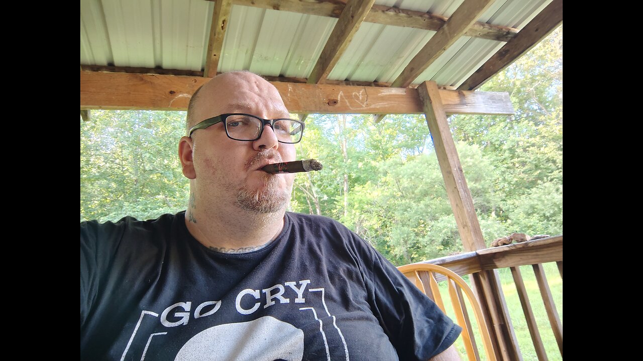 Unboxing cigars Sarge sent me from Cigar Page
