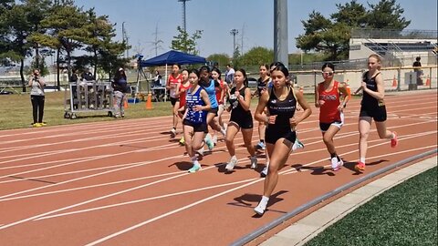 Girls 1600m, KAIAC April 26, 2025