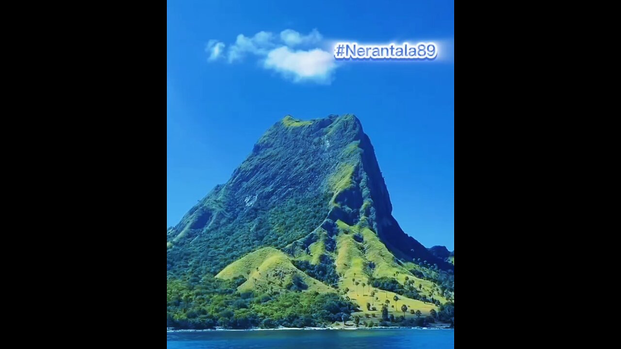 Nuca Molas _ The Beauty Island
