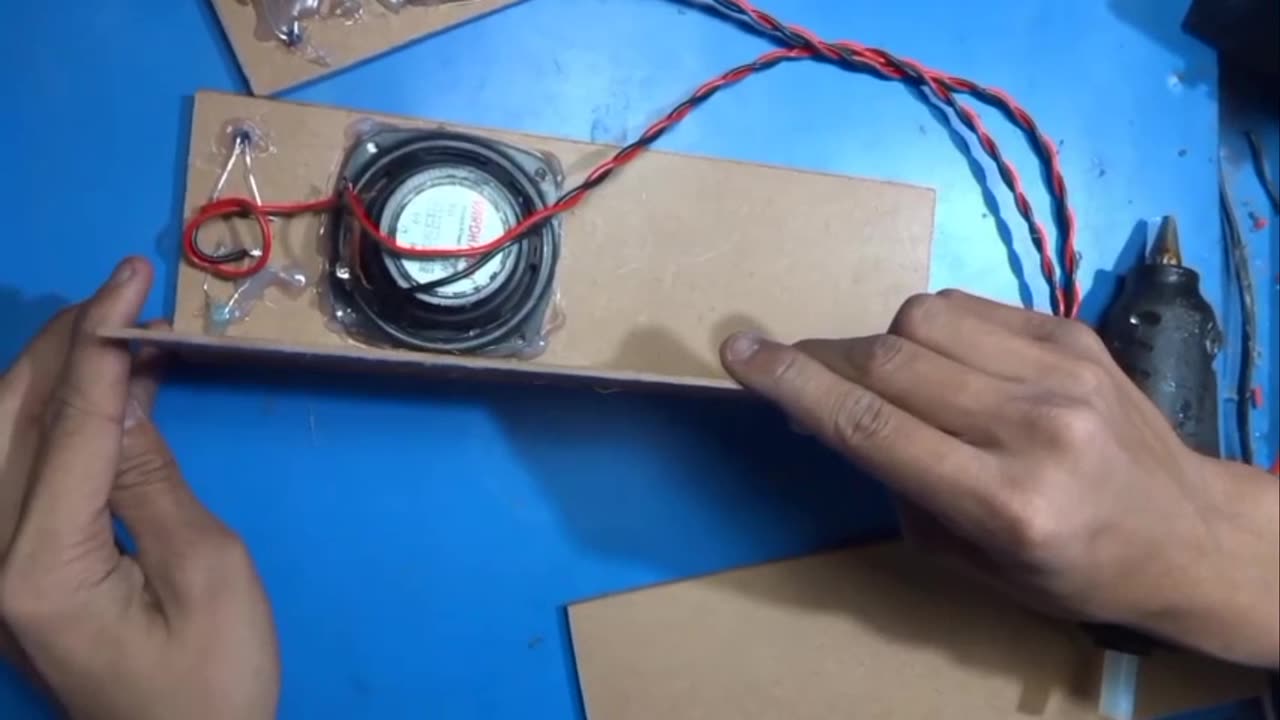 how to make double speaker