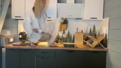 Minute Full Body Stretch