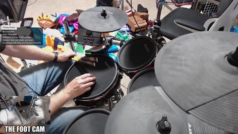 Drumming LIVE!