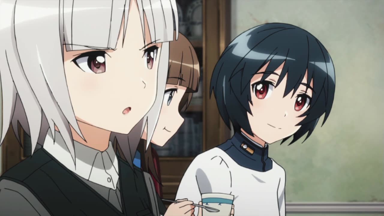 Brave Witches - 502nd eating good again