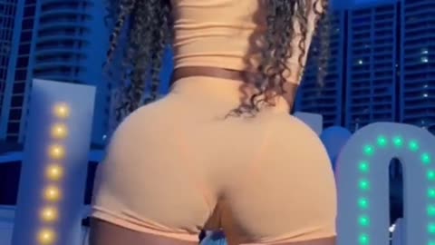 Big ass ebony stripper twerking compilation