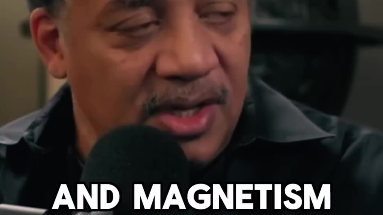 🌌 Tyson on Gravity, Space, and the Human Body