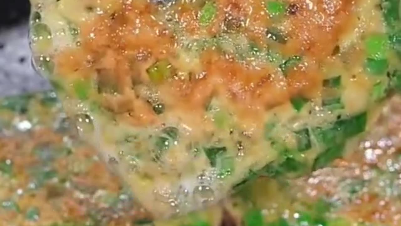 🧑🍳 Title:How to Make Easy Chive Pancakes | Simple & Delicious Recipe! #pancake #chivespancake #pan