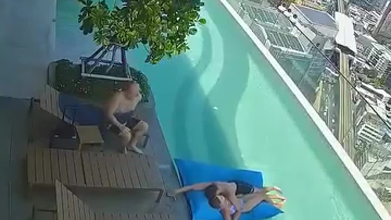 CCTV footage from the recent earthquake in Myanmar/Thailand