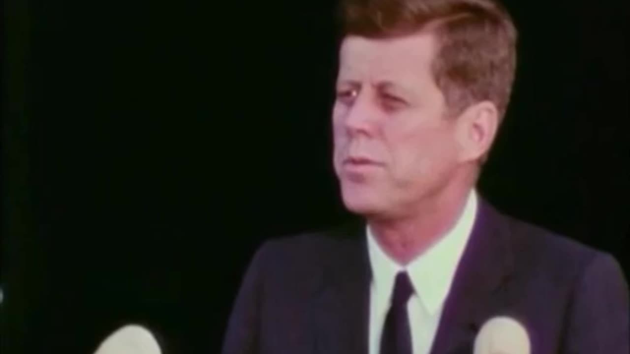 USS John F. Kennedy CVN-79 Short