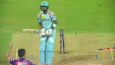 The art of left arm bolling 😎
