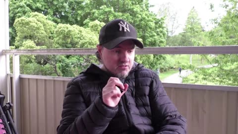 Micke Magmys analyserar: Varifrån kommer alla "troll"-tjejer?