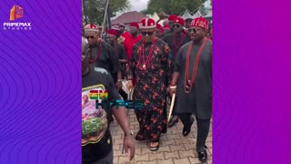 Aoo!! Yawa oo!! Igbo king denied access to greet Otumfuo at manhyia