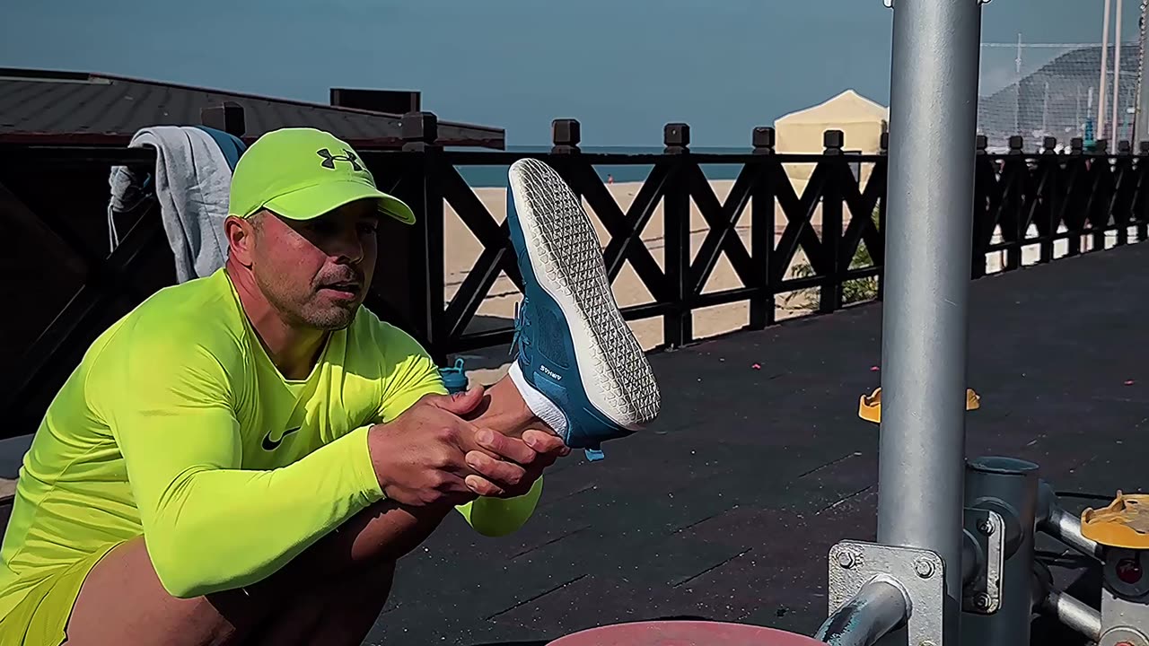 Pistol Squat