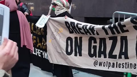 Rally outside the (zionist?) UK Consulate in New York City.