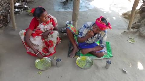 Hardworking Tribal couple Making and Eating Snake 🐠🐟| Indian Tribes 💏