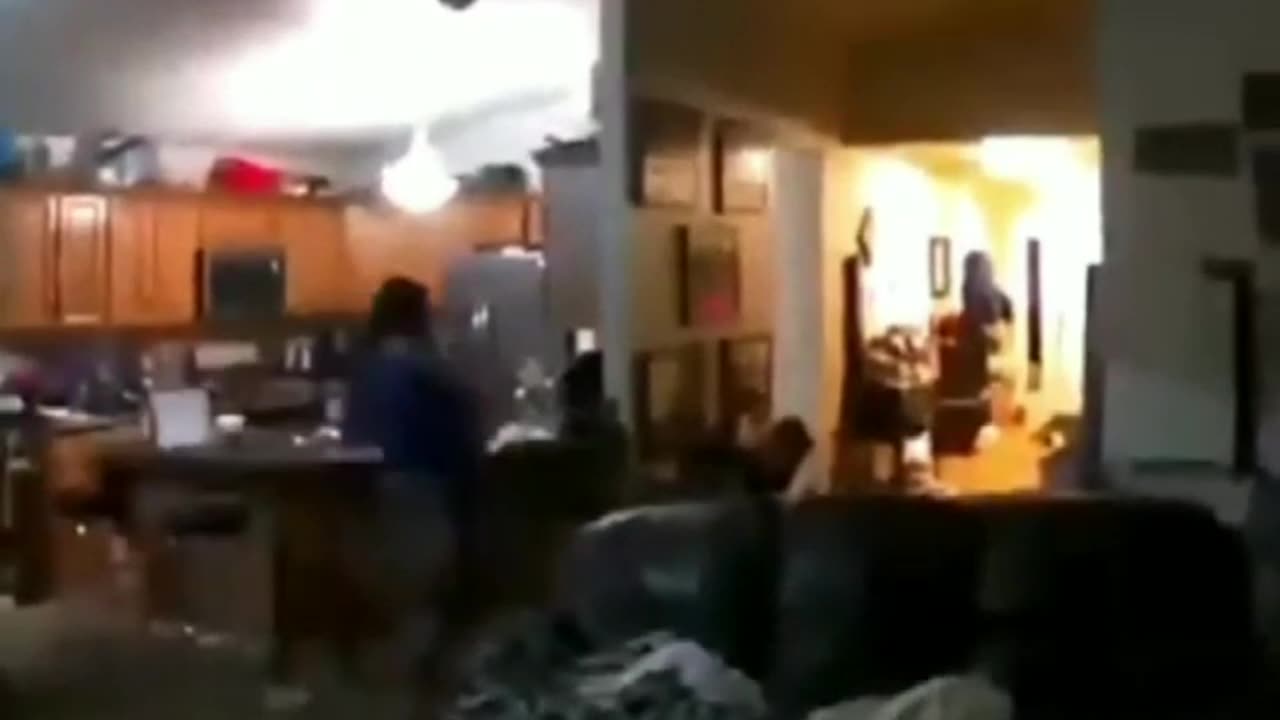 Powerful 6.1 Magnitude Earthquake Strikes Crete, Greece (05/14/25)