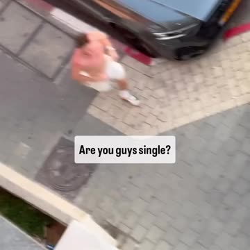 Looking for love in a time of crisis😍