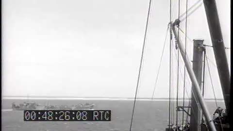 CONVOY AT SEA BOMBA... - CONVOY AT SEA BOMBARDMENT LANDING OPERATIONS, INVASIONS OF E - 428-npc-1509