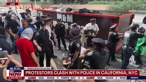 ICE protesters being DETAINED in New York City. 🔥🔥🔥
