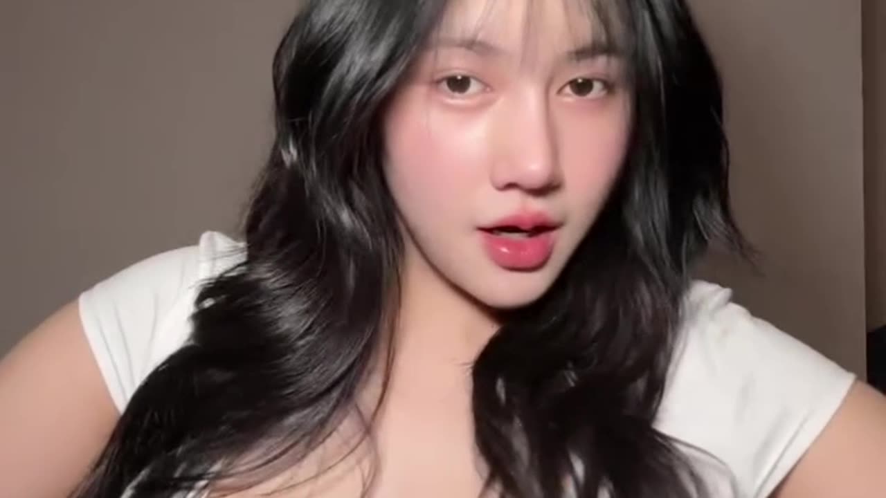 "Gue nggak bisa jelasin… cari aja sendiri 'ROGTOTO'. Baru paham."